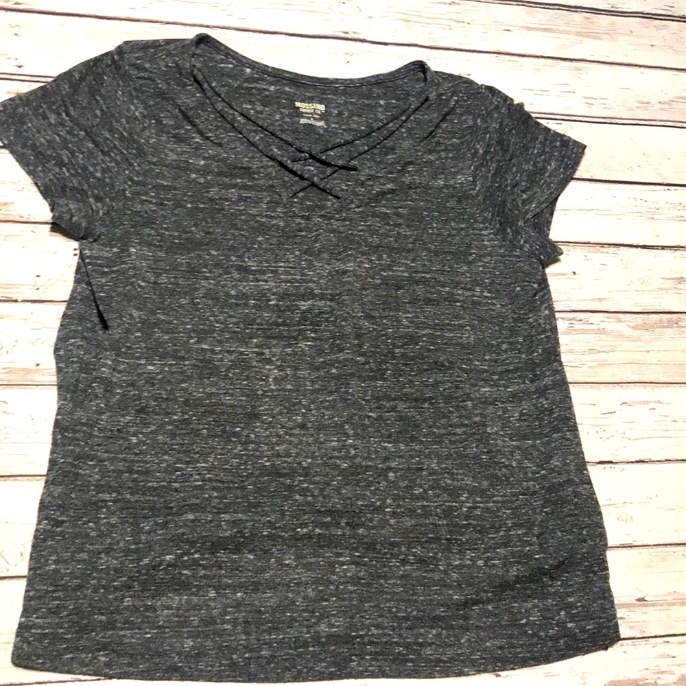 Grey t-shirt w crisscross low neck